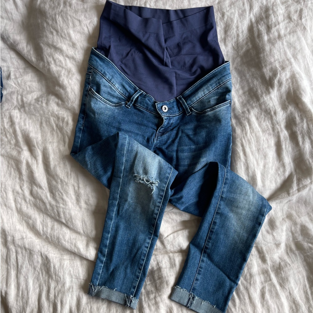 Seraphine over the bump boyfriend denim.